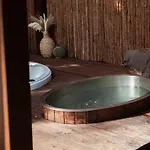 Luxe Boshuis Met *